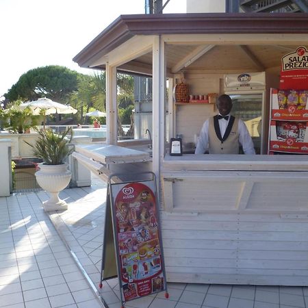 קרביה Hotel Conchiglia מראה חיצוני תמונה