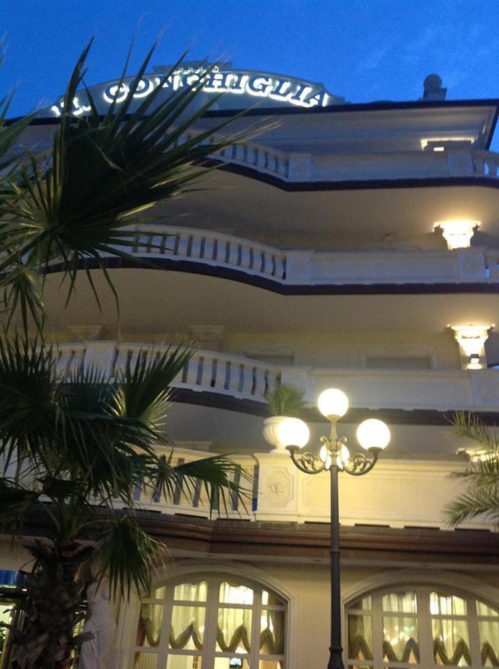 קרביה Hotel Conchiglia מראה חיצוני תמונה