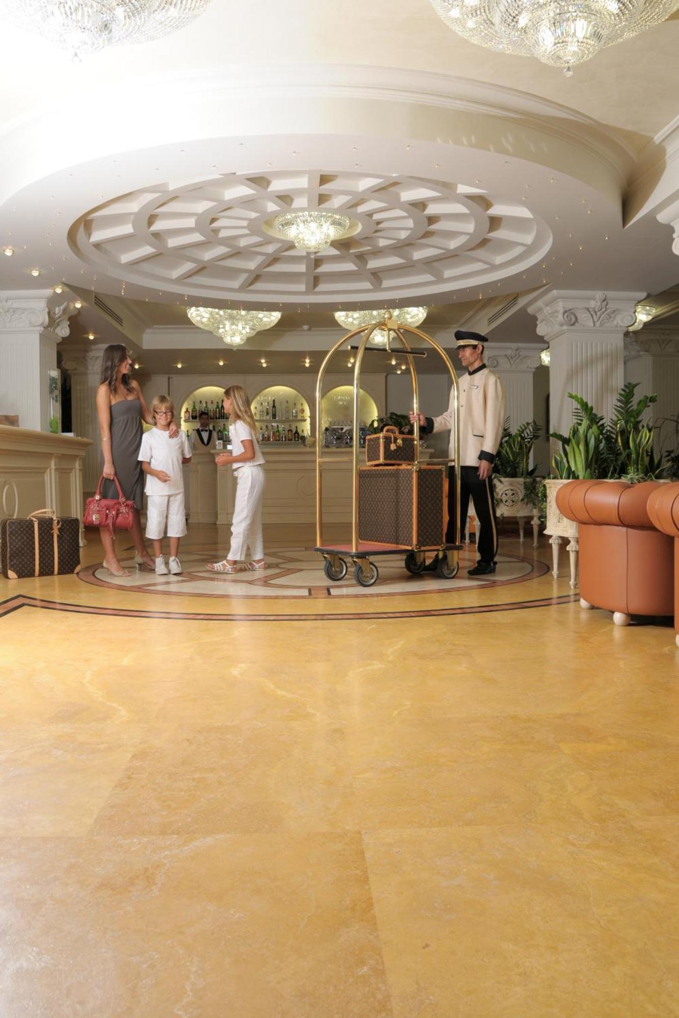 קרביה Hotel Conchiglia מראה חיצוני תמונה