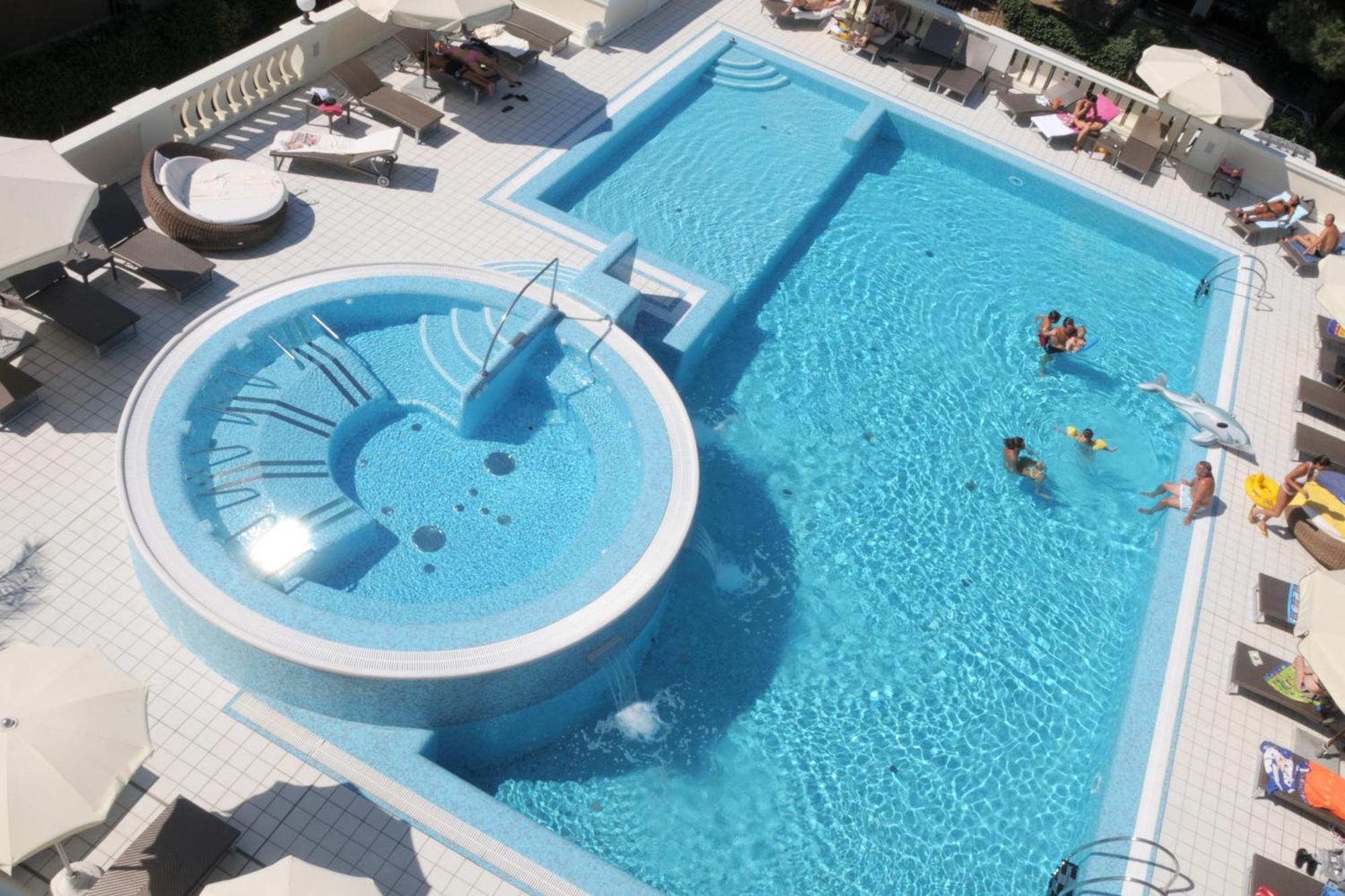 קרביה Hotel Conchiglia מראה חיצוני תמונה