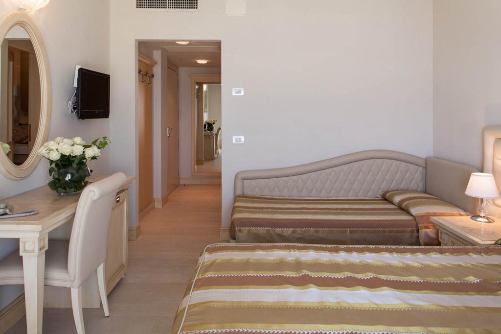 קרביה Hotel Conchiglia מראה חיצוני תמונה