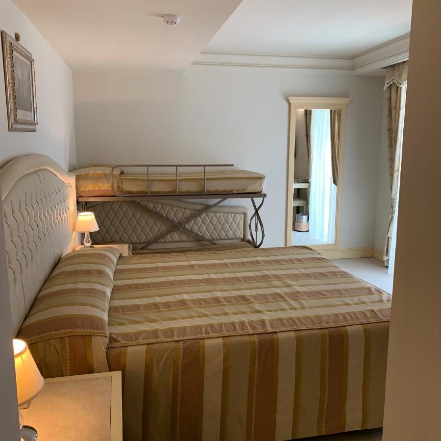 קרביה Hotel Conchiglia מראה חיצוני תמונה